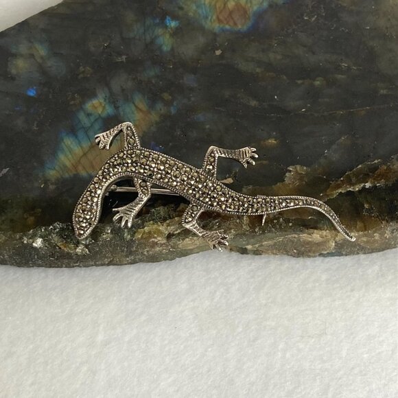 Sterling Silver 925 A 2.39" Marcasite Lizard Animal Figural Brooch 6.87g - Picture 2 of 16